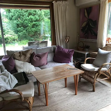 Awesome In With 2 Bedrooms, Internet And Jacuzzi
